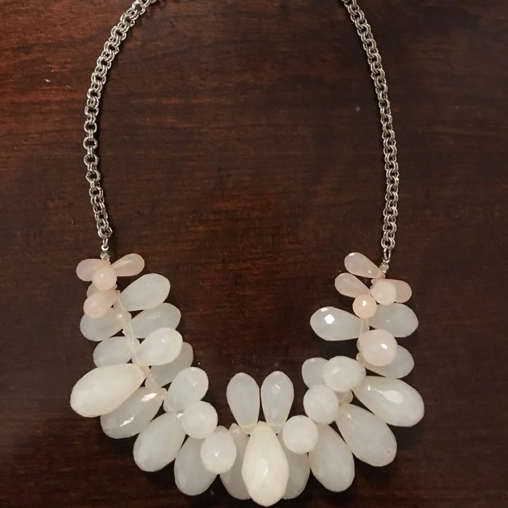 Teardrop statement necklace